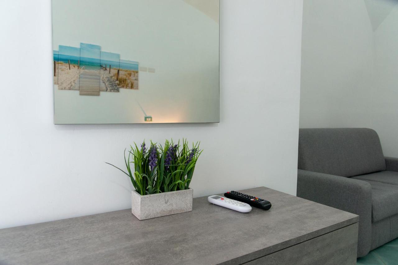 La Magia Del Mare Apartment อีสเกีย ภายนอก รูปภาพ